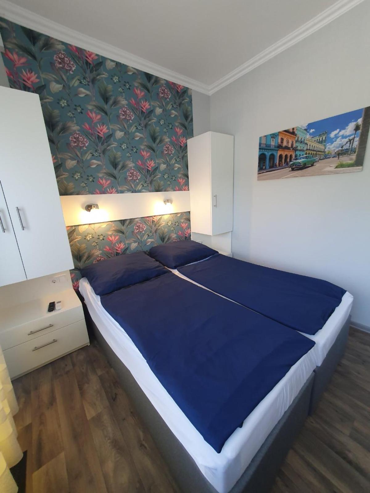 Lara Apartments Siófok Buitenkant foto